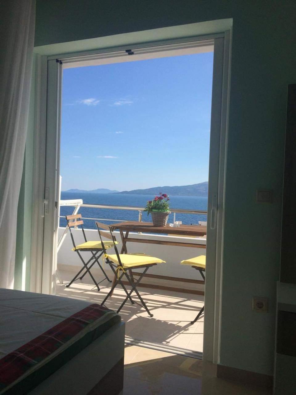 Anna Apartments Sarandë Buitenkant foto