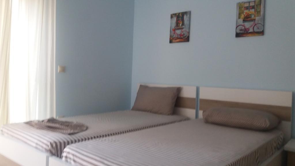 Anna Apartments Sarandë Buitenkant foto