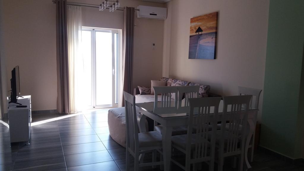 Anna Apartments Sarandë Buitenkant foto